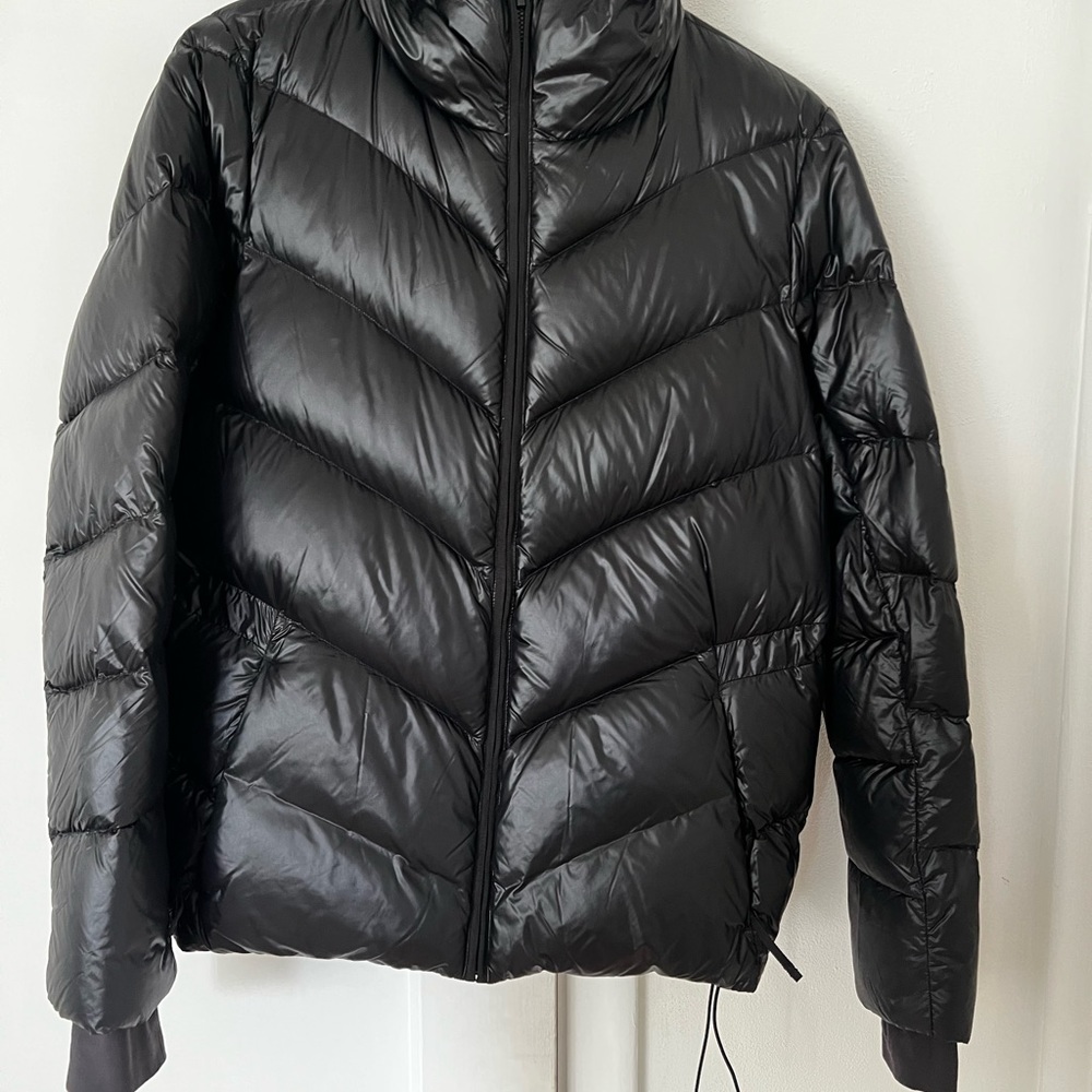 Athleta black puffer